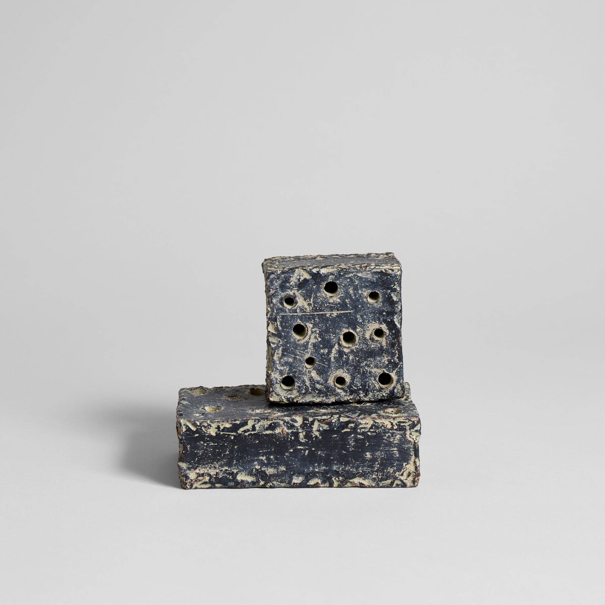 Ceramic Frogs Block